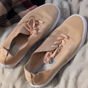 Vans Women's Beige Sneakers